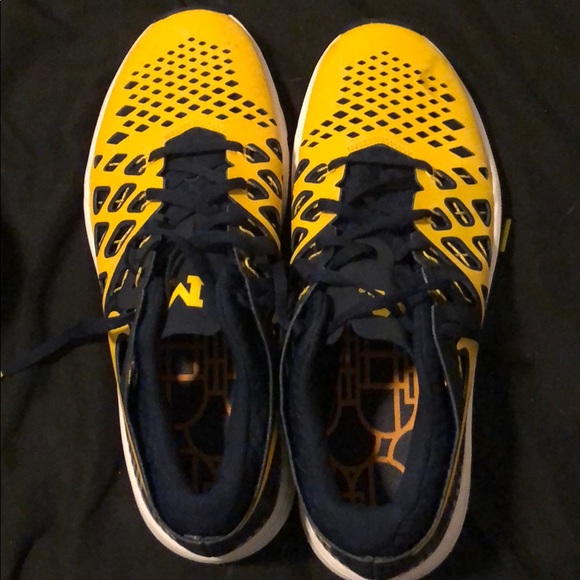 michigan tennis shoes